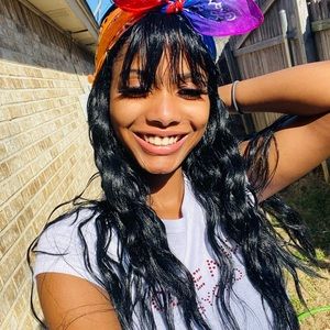 Meet your Posher, Timara